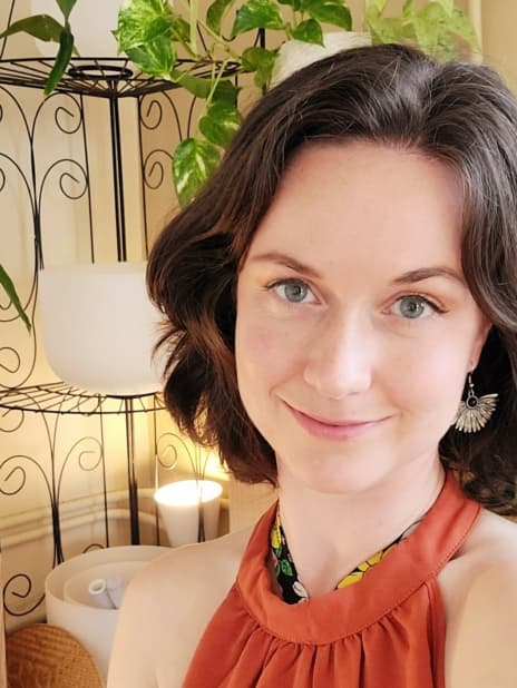 Headshot 2024 Square version copy